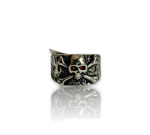 ANILLO DE ACERO INOXIDABLE: CALAVERA CON OJOS ROJOS